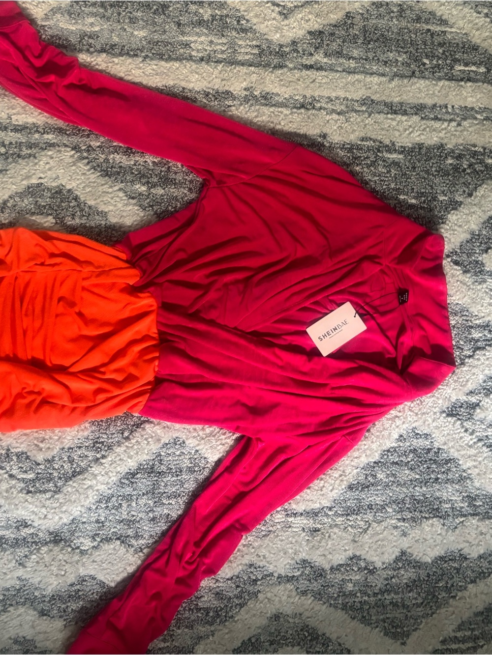 SHEIN Fuchsia Long Sleeve V-Neck Top